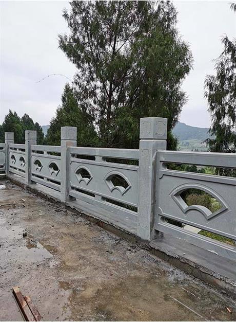 石栏杆